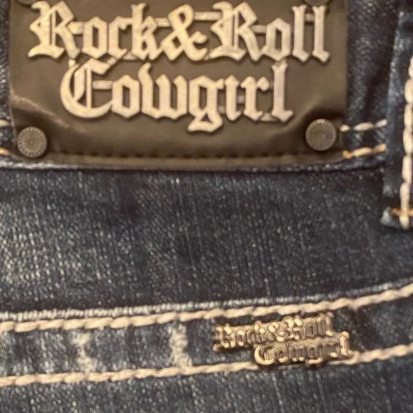 Rock & Roll Cowgirl - Picture 5 of 9